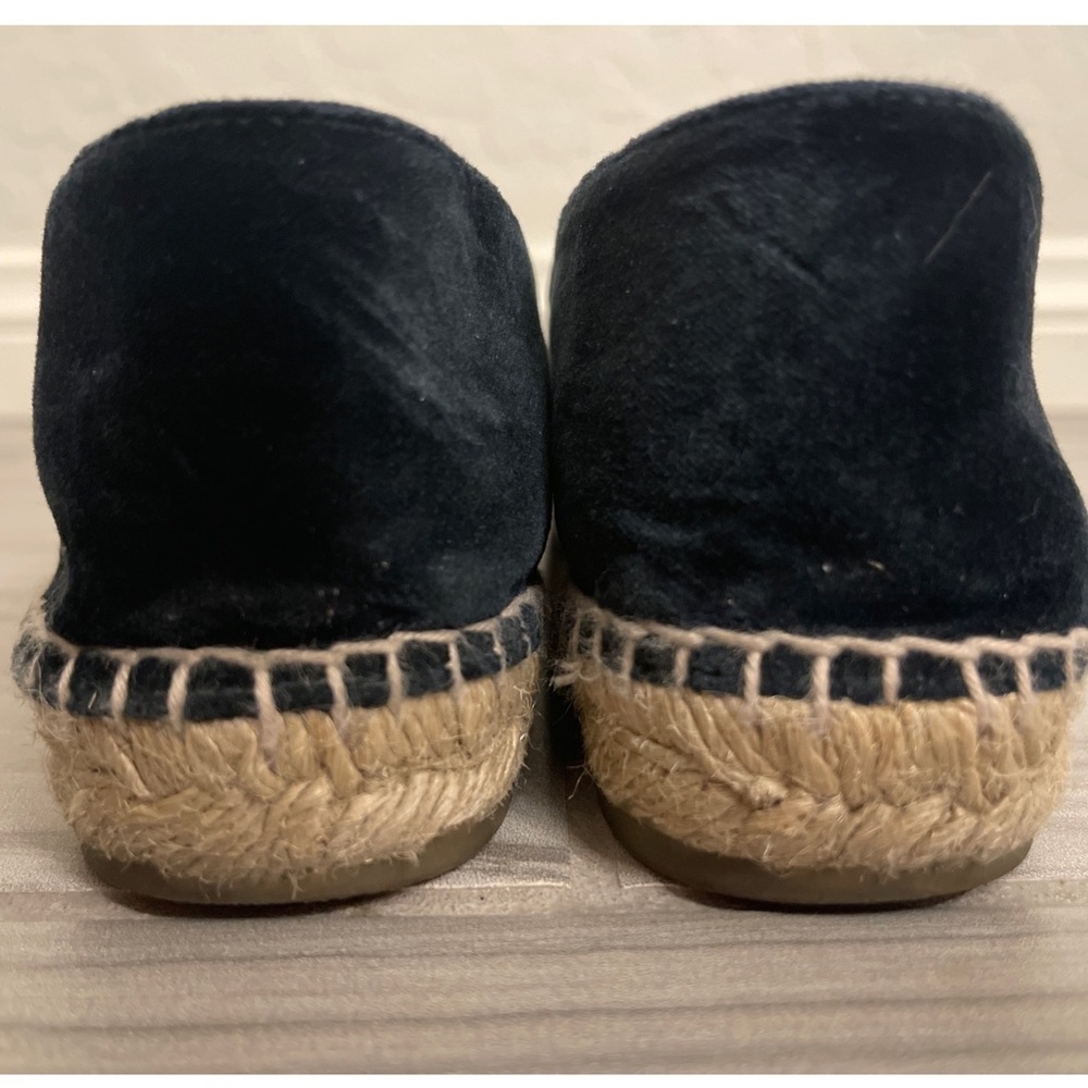 Chanel Dark Navy Velvet Espadrilles - Picture 4 of 13